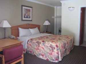 Stay Longer, Save More room photo