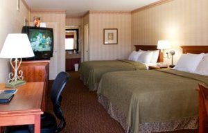 Deluxe Two Queens room photo