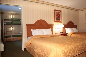 Two Room Kids Suite 2 Bathrooms room photo