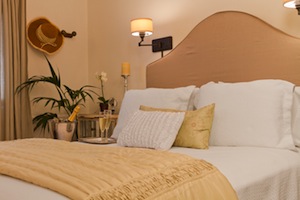 King Guest Room room photo