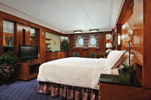 Deluxe Stateroom with 2 Twins room photo